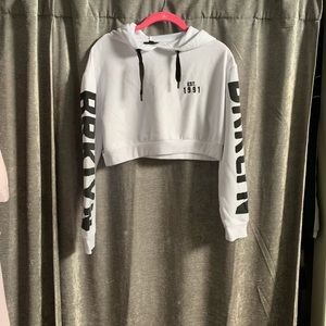 cropped hoodie